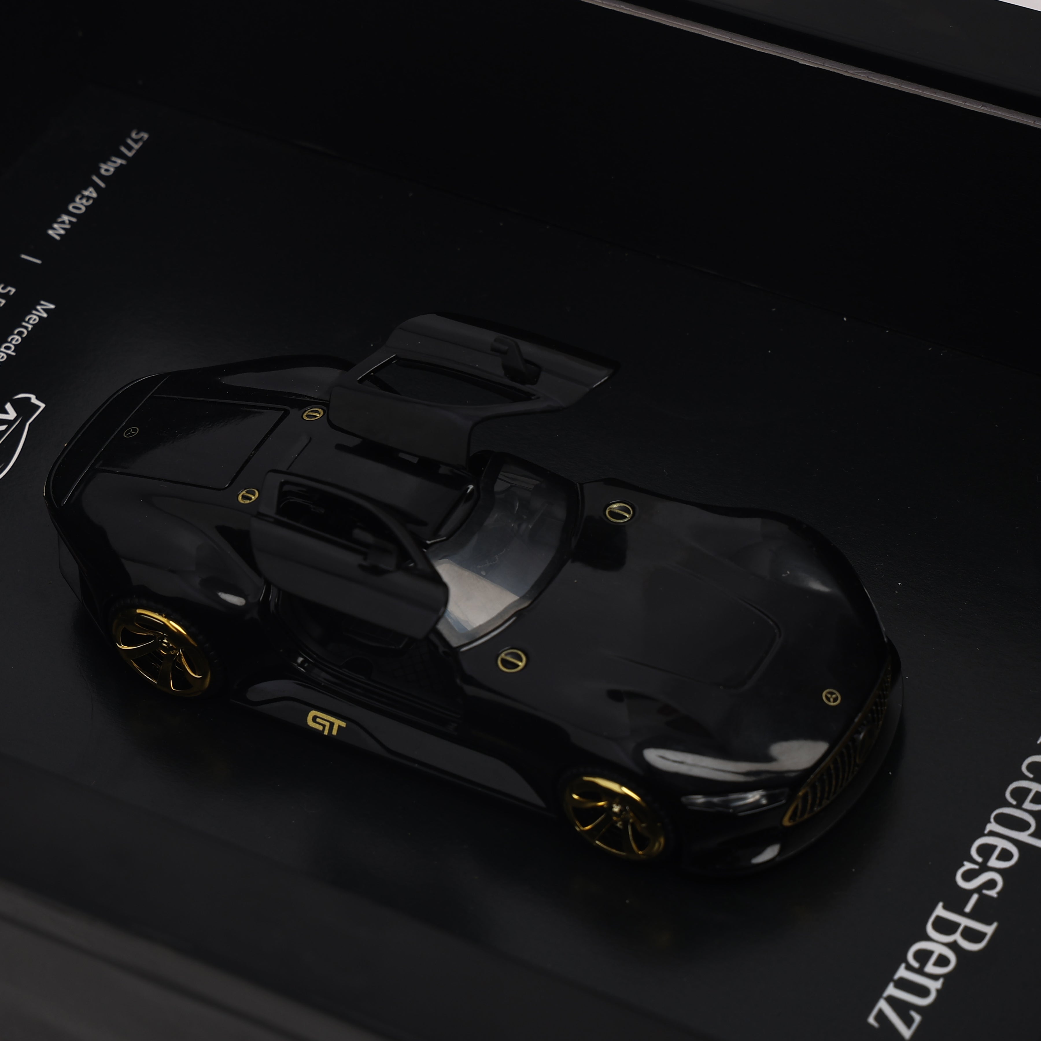 Mercedes-Benz 3D Car Frame with 1:24 Mercedes-Benz Diecast Car – Luxury Mercedes Car Frame Wall Decor
